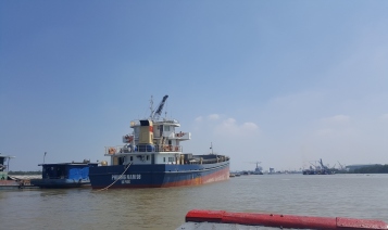 Tàu Phương Nam 98